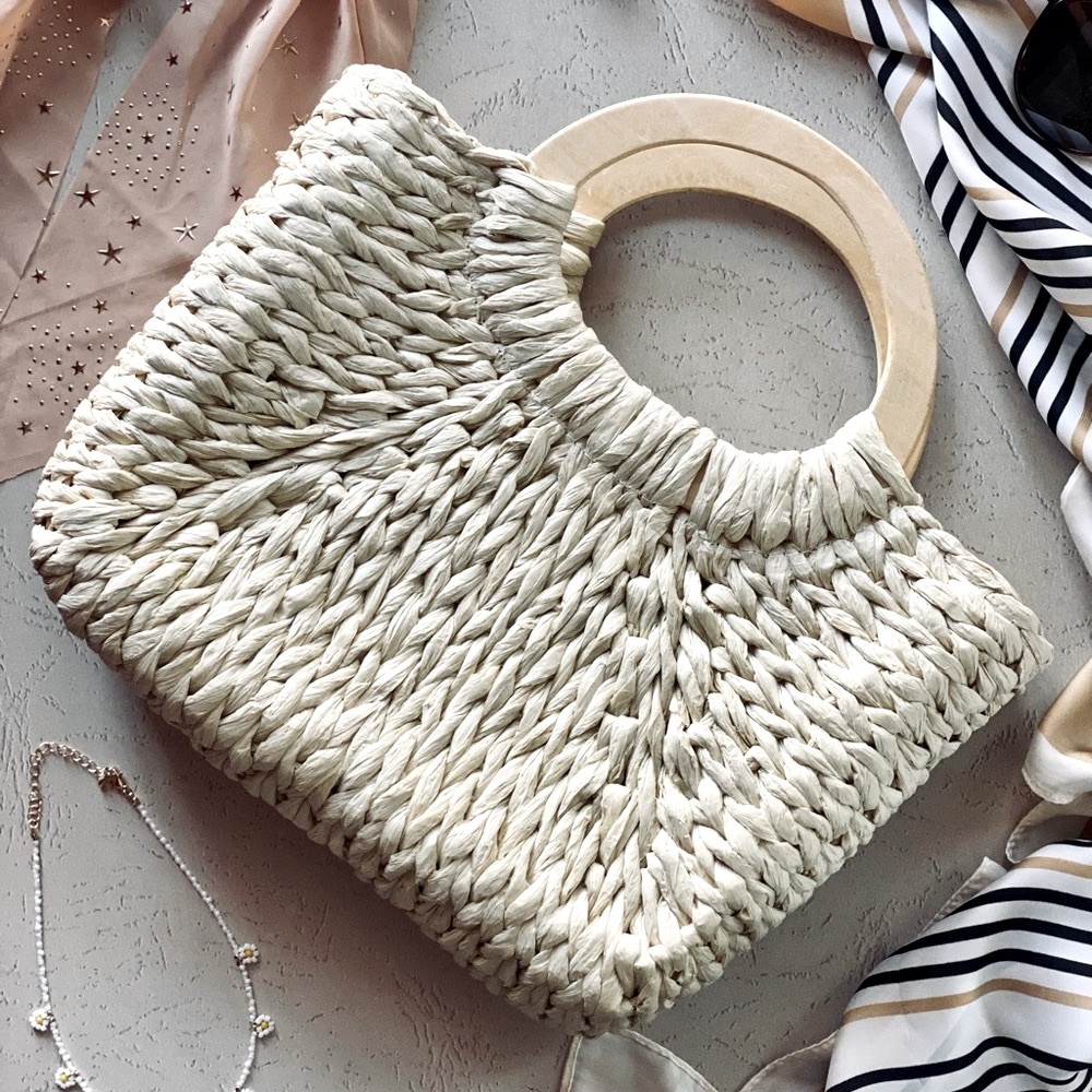 Perfect Summer Tote - Picture 4 of 9